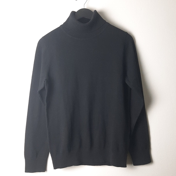 Andrew Marc Women’s Turtleneck - Picture 1 of 6